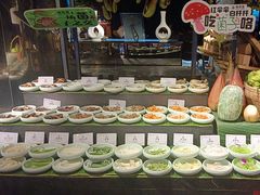 -雍容荟帝王蟹活龙虾展台自助(IFS黑金店)