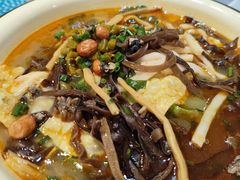 -丽丽三鲜螺蛳粉(田林路店)