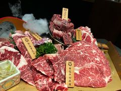 -铭牛烧肉·和牛海鲜自助(高新月牙湖店)