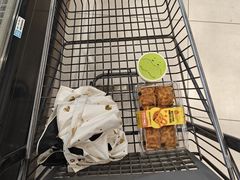 -盒马鲜生(红莲店)