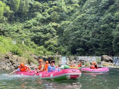 -安吉龙王山峡谷漂流