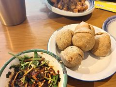 -包整·丝娃娃(一览甲秀楼风景店)