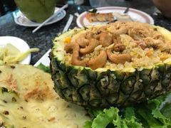 菠萝饭-光海鲜鱼翅餐厅(叻差拉披色路店)