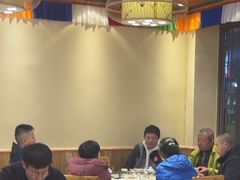 -乡土特色.冷锅鱼.牦牛肉汤锅