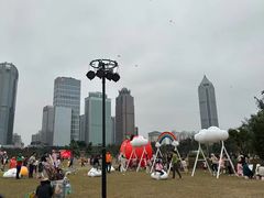 -万绿园