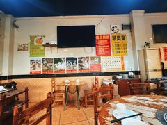 -伍哥厨房(新滘东路店)