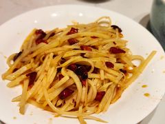 酸辣土豆丝-杨氏青龙虾·羊蝎子(托乐嘉店)