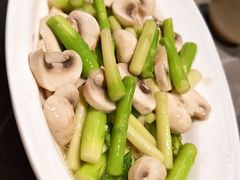 鲜芦竹笋炒蘑菇-楚山晓·楚湘菜(江夏永旺店)
