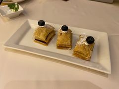 芝士蓝莓拿破仑-利苑酒家(宜安广场店)