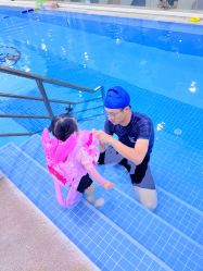 -嗨贝亲子游泳馆