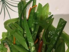 五彩花菇荷兰豆-云海肴·汽锅鸡·云南菜(天山百盛优客店)