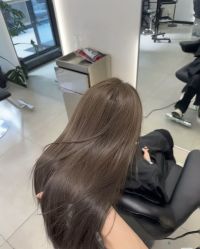 -首脑美发沙龙