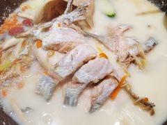 原味原汁锅-鲜潭蒸汽石锅鱼(五道口购物中心店)