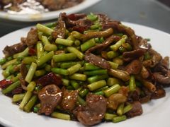 -余杨鸭鸭餐厅