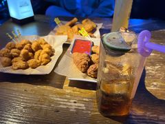 -UP嘻哈酒吧(粉巢店)