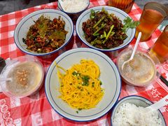 -荆九爷爆炒桥头三嫩(夫子庙店)