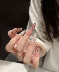 -RL Nail·瑞丽美甲美睫品牌原创店