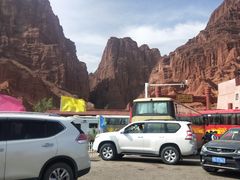 -天山神秘大峡谷