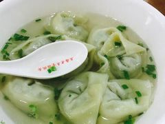 荠菜肉馄饨-潘国仙耳光馄饨(黄家阙路店)