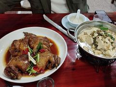 -芦茨金富饭庄·25年老字号·专做稻草鸡