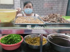 -覃肥叔桂林米粉(粮道街店)