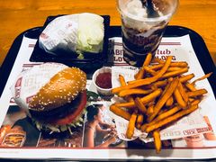 -The Habit Burger Grill 哈比特汉堡(复兴soho店)