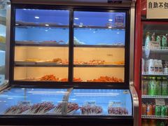 -哈尔滨小酒馆·鲜肉现穿自助烧烤(康新花园店)