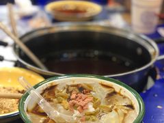 -马路边边串串香(苗栗路店)