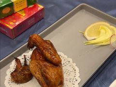 -郑猛记石岐鸽主题餐厅(长江店)