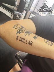 -SNOW TATTOO STUDIO