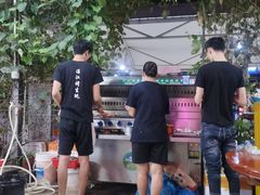 -蚝哥花姐湛江烤生蚝(美丽湾市场店)