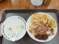 -老柴枝猪脚饭(窑岭店)