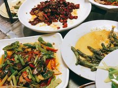农家小炒肉-树根餐厅(招远路店)
