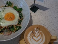 桂花拿铁-Toris(LuOne凯德晶萃广场店)