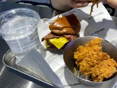 -TRIPS BURGER(大钟寺店)