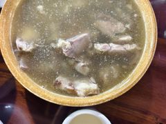 -汤锅大王(新平曹苏黄牛汤锅有限公司)