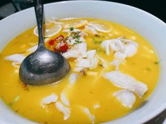 豆腐花酸菜鱼-麻六记(凤凰汇店)