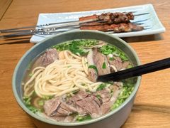 -臻老板牛肉面(光华路SOHO店)