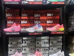 -燕莎奥特莱斯购物中心