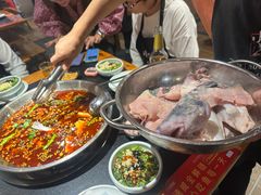 -小饕荟雅安贡椒鱼鲜馆(广福桥店)