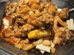 蒜香味蛙锅-蛙来哒(汇一城黑金冠店)