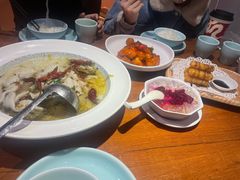 -鱼亨小鲜酸菜鱼(大信店)