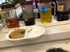 -百品聚旋转火锅(万德庄店)