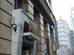 侧面-麦当劳(总统大酒店店)