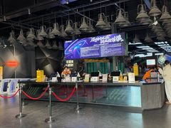-极限PLAY运动娱乐新世界·团建派对表演休闲馆·室内高空游乐园
