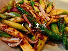 -大头虾越式风味餐厅(光明广场店)