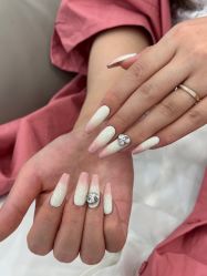 -斯馨·健康美甲美睫