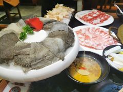 -沸炉重庆老火锅(军事博物馆店)