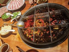 -周小明火锅(黑金冠社区店)