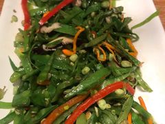 五彩花菇荷兰豆-云海肴·汽锅鸡·云南菜(广安门天虹店)